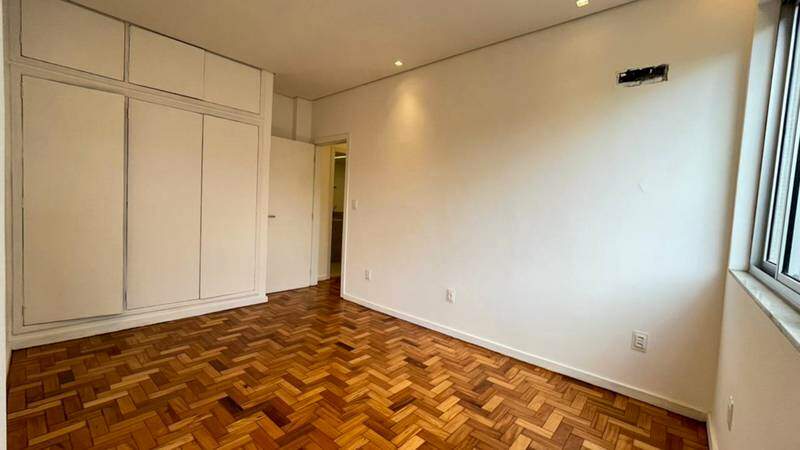 Apartamento à venda no Lourdes: 