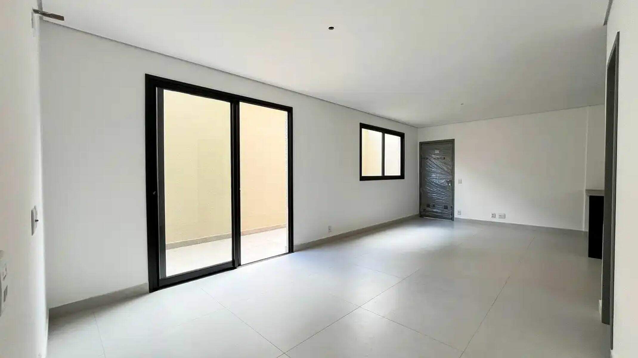 Apartamento à venda no Prado: SALA APTO 102 - Área Privativa