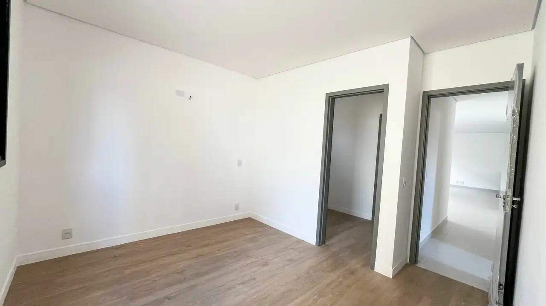 Apartamento à venda no Prado: SUÍTE 1 COM CLOSET
