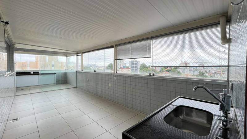 Cobertura à venda no Itapoã: 