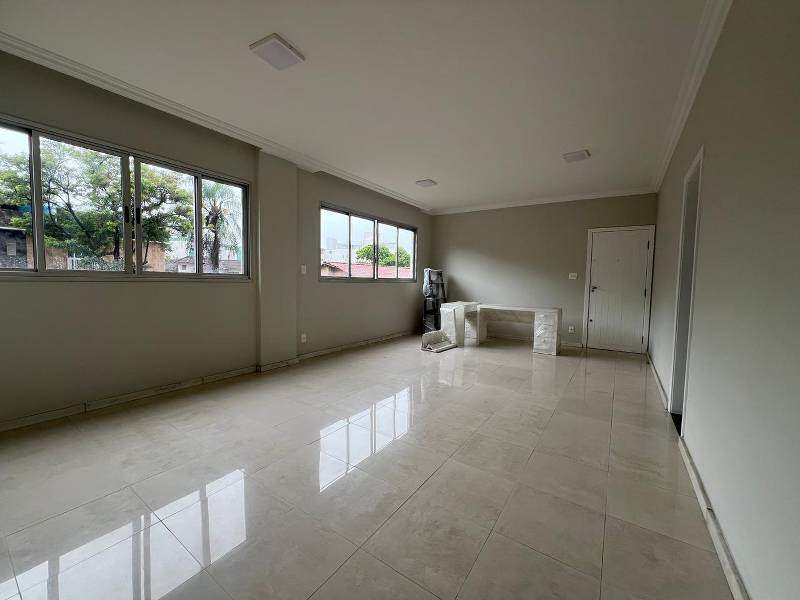 Apartamento à venda no Itapoã: 