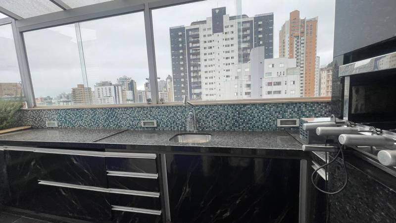 Cobertura à venda no Funcionários: 