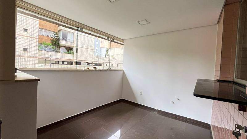Apartamento à venda no Buritis: 