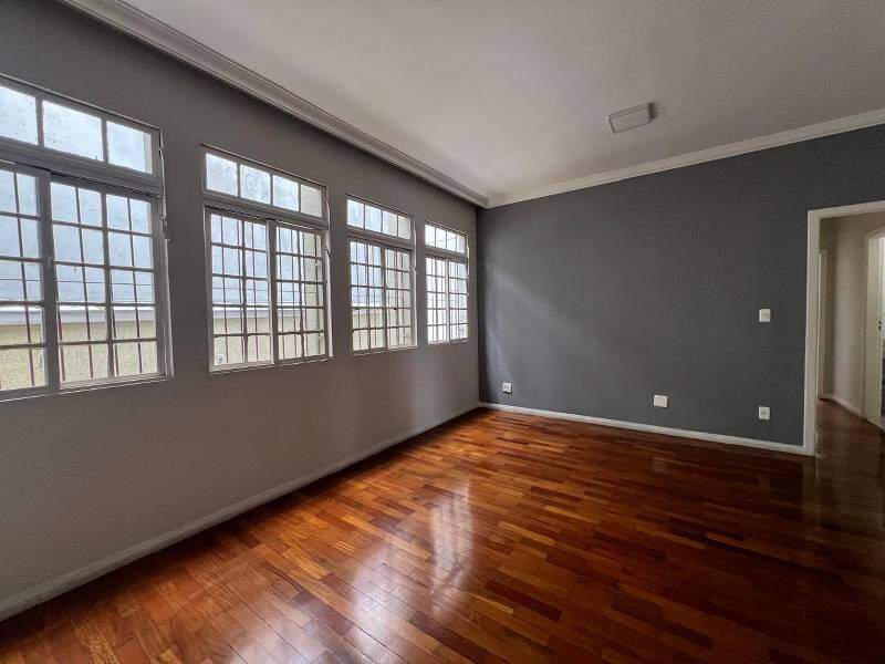 Apartamento à venda no PALMARES: 
