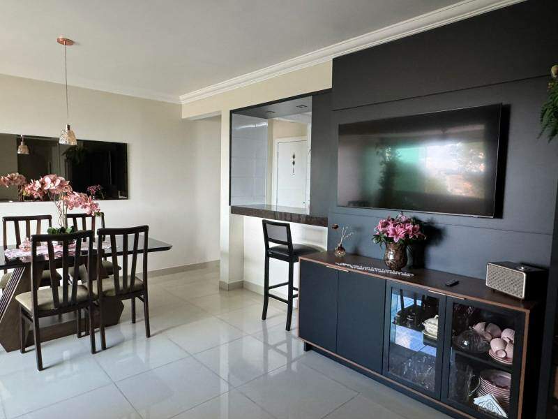 Apartamento à venda no Itapoã: 