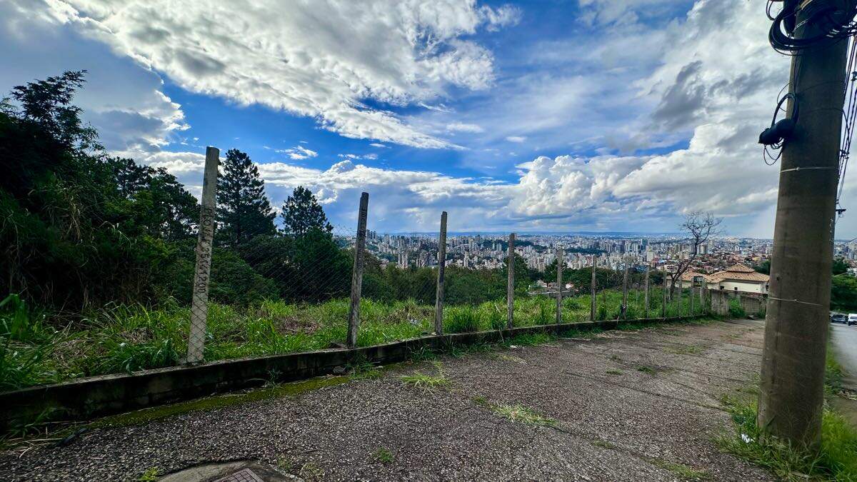 Lote à venda no Belvedere: 
