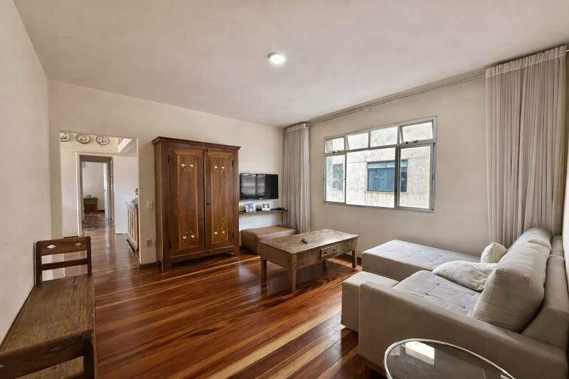 Apartamento à venda no Santa Lúcia: 