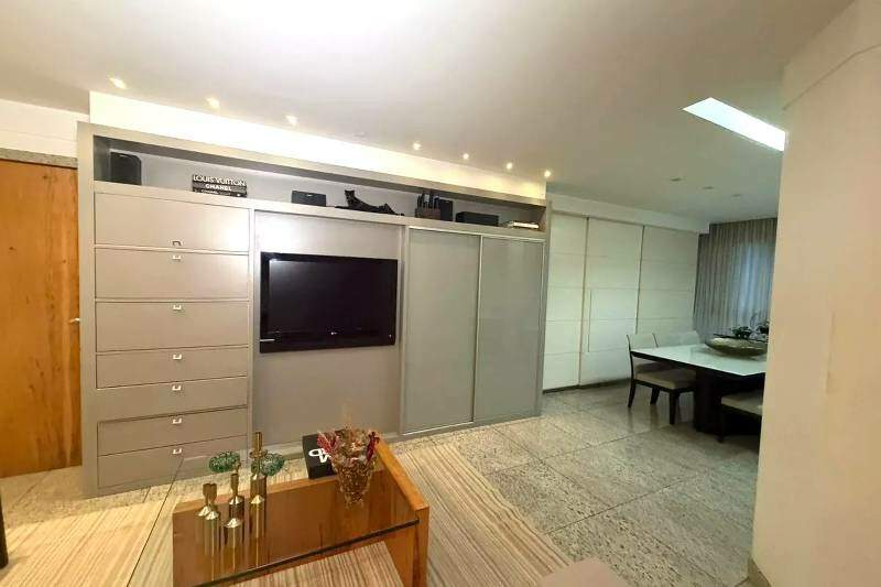 Apartamento à venda no Savassi: 