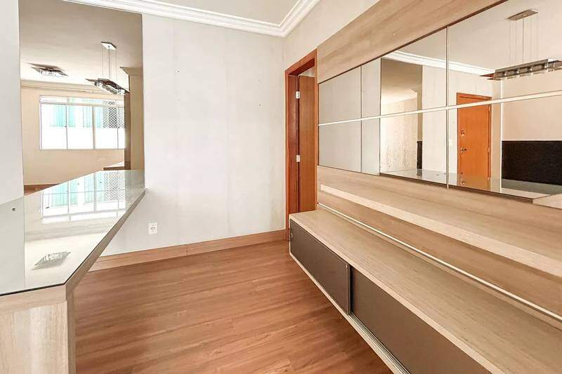 Apartamento à venda no Castelo: 