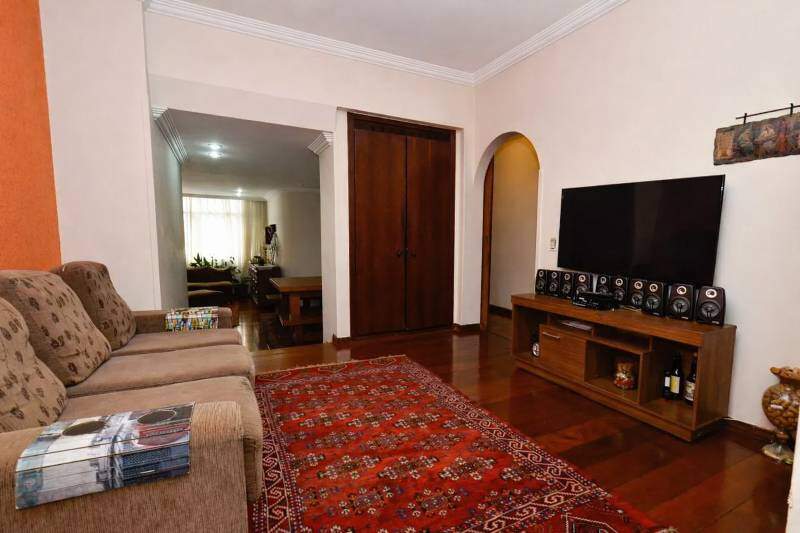Apartamento à venda no Funcionários: 