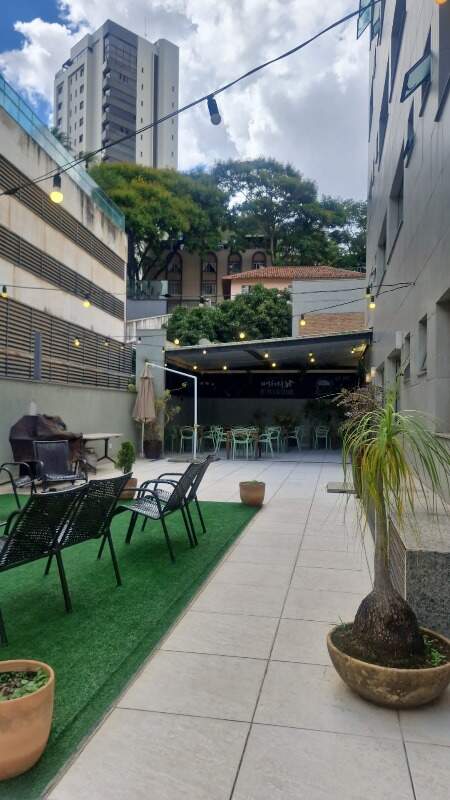 Sala à venda no Santa Lúcia: 