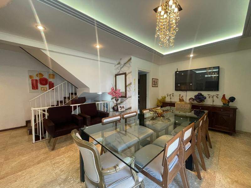 Casa à venda no Santa Lúcia: 