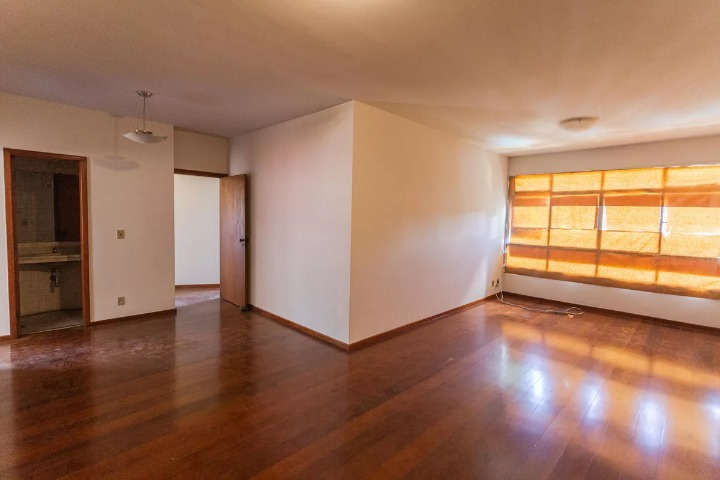 Apartamento à venda no Santo Antônio: 