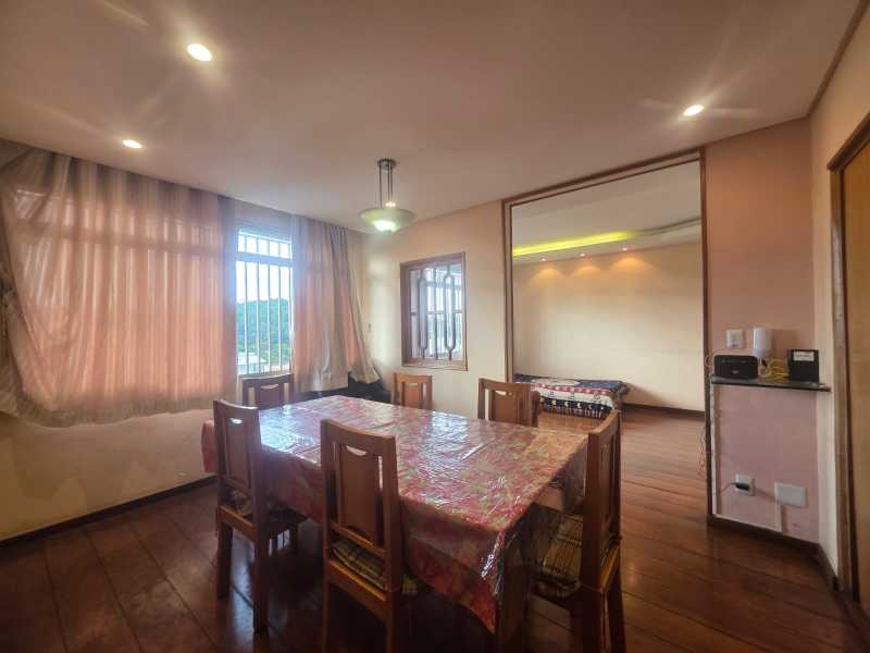 Apartamento à venda no Coração Eucarístico: 
