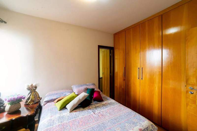 Apartamento à venda no Funcionários: 