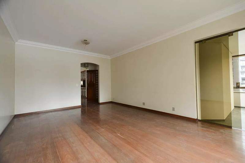 Apartamento à venda no Funcionários: 