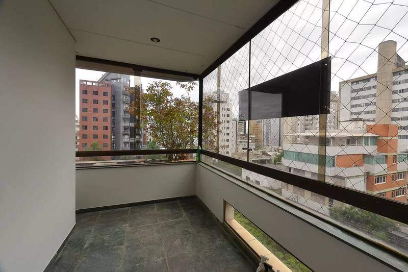 Apartamento à venda no Funcionários: 