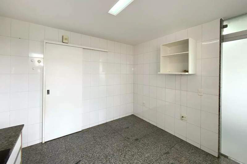 Apartamento à venda no Sagrada Família: 