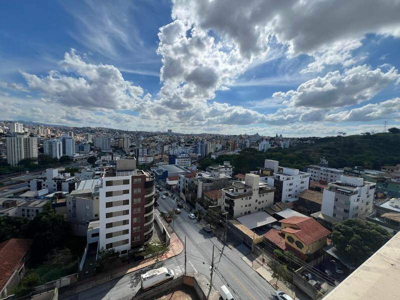 Apartamento à venda no PALMARES: 