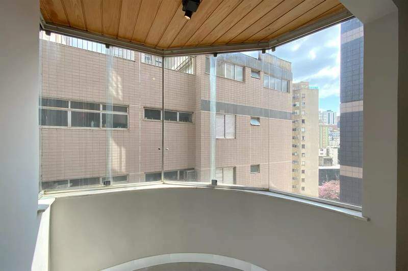 Apartamento à venda no Vila Paris: 