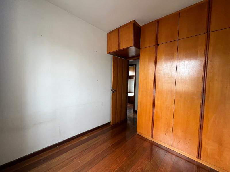 Apartamento à venda no Sagrada Família: 