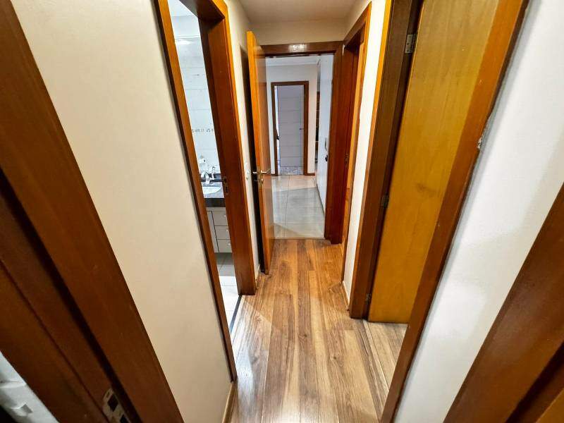 Apartamento à venda no Sagrada Família: 