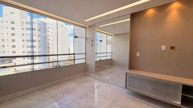Apartamento à venda no Lourdes: 