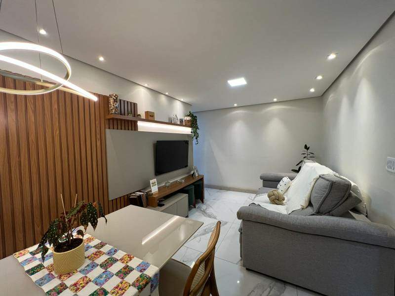 Apartamento à venda no DONA CLARA: 