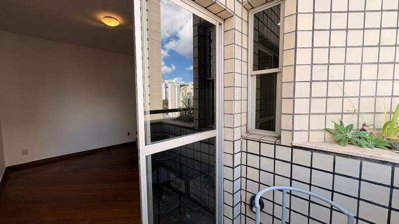 Apartamento à venda no Lourdes: 