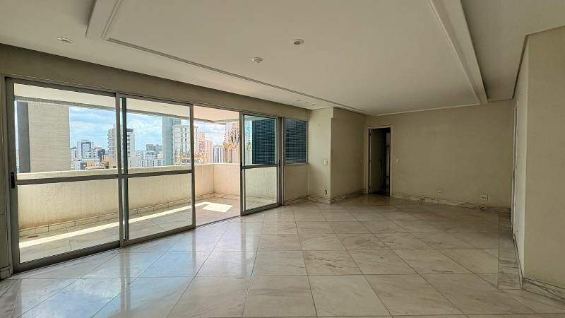 Apartamento à venda no Lourdes: 