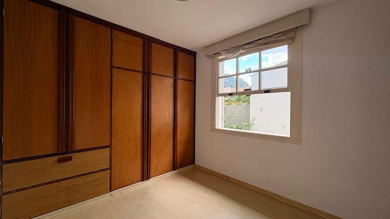 Casa à venda no Vila Paris: 