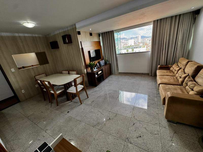 Apartamento à venda no Sagrada Família: 
