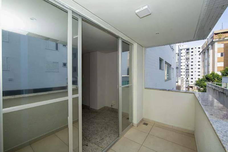 Apartamento à venda no Buritis: 