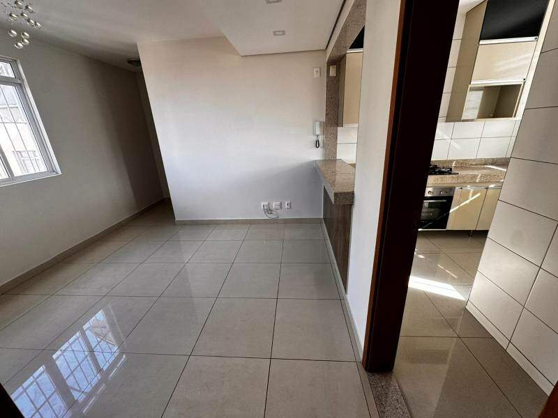 Apartamento à venda no Colégio Batista: 
