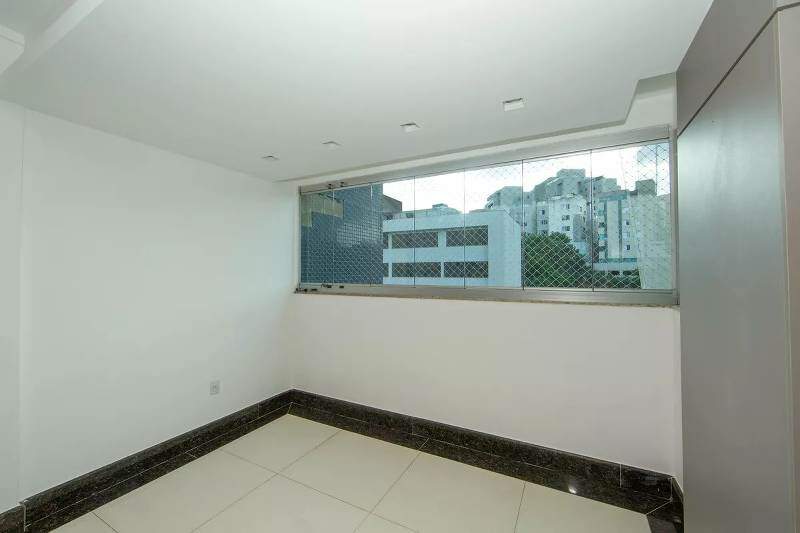 Apartamento à venda no Buritis: 