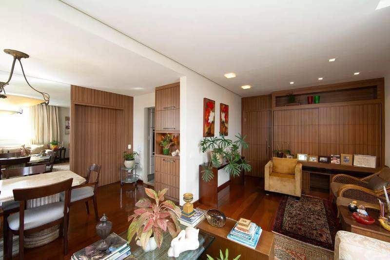 Apartamento à venda no Santa Lúcia: 
