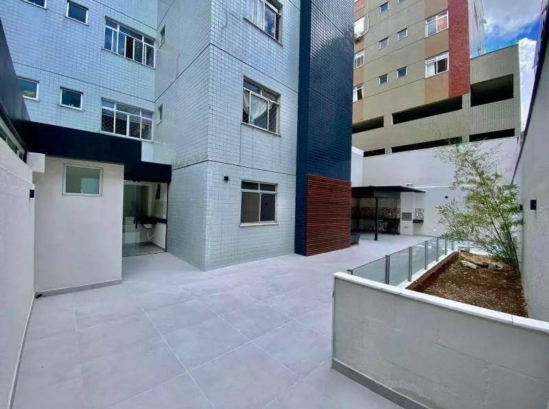 Área privativa à venda no Castelo: 