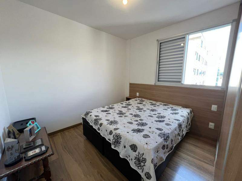 Apartamento à venda no Sagrada Família: 