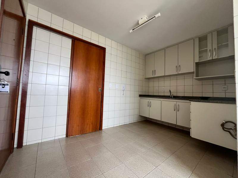 Apartamento à venda no Funcionários: 