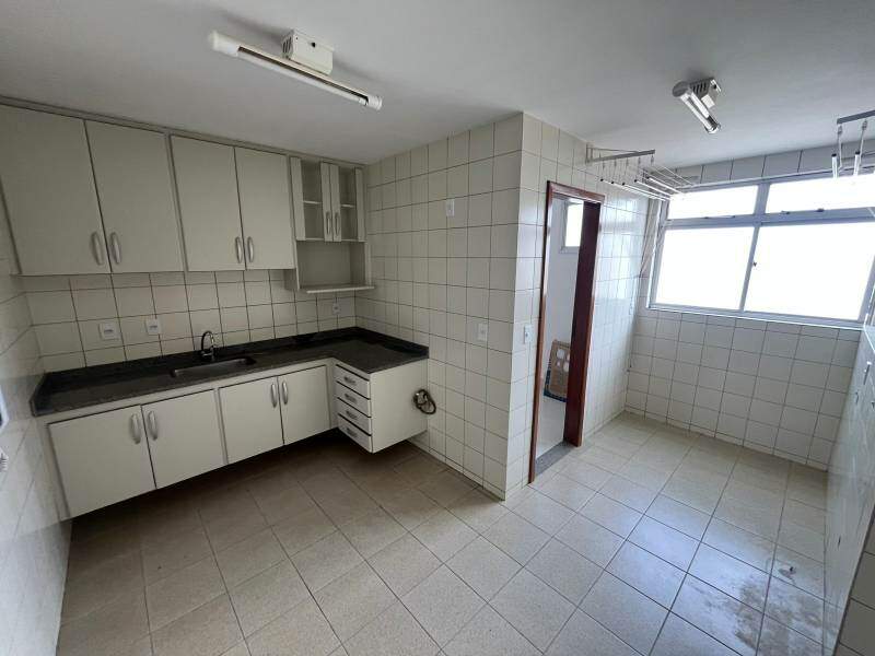 Apartamento à venda no Funcionários: 