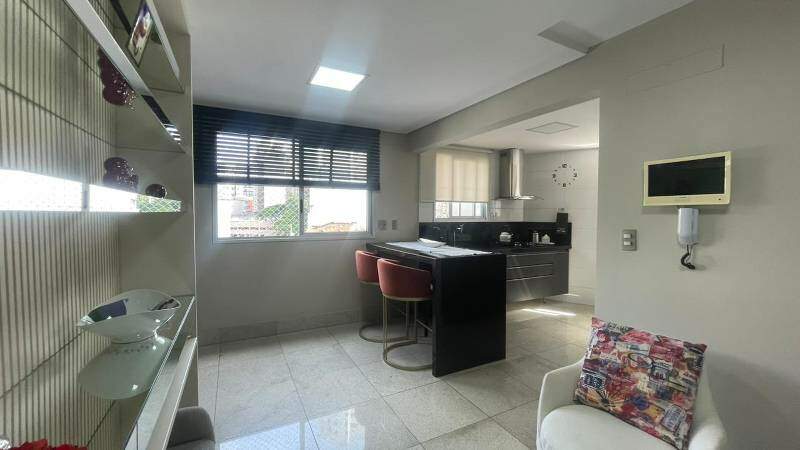 Apartamento à venda no Lourdes: 