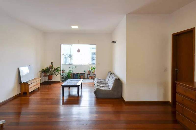 Apartamento à venda no SILVEIRA: 