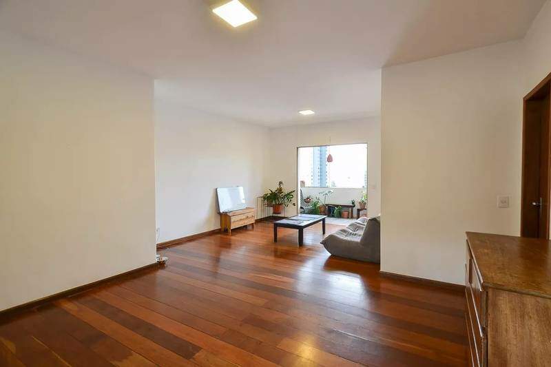 Apartamento à venda no SILVEIRA: 