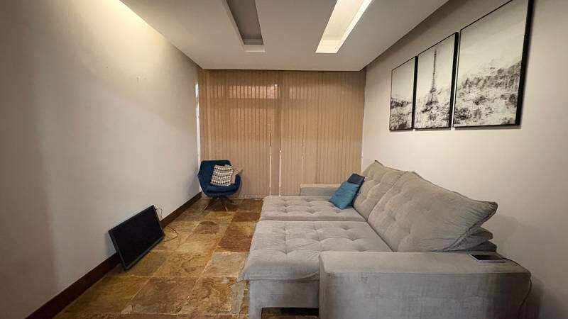 Apartamento à venda no Coração de Jesus: 