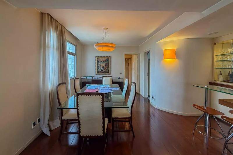 Apartamento à venda no Santo Agostinho: 