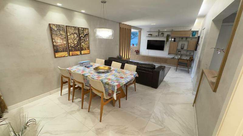 Apartamento à venda no PALMARES: 