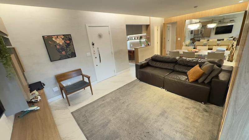 Apartamento à venda no PALMARES: 