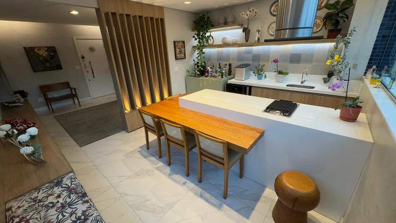 Apartamento à venda no PALMARES: 