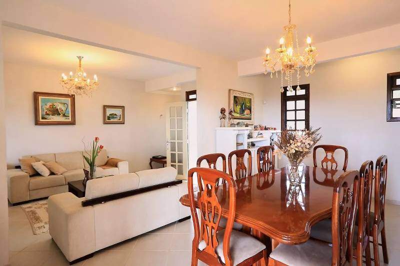 Casa à venda no Mangabeiras: 