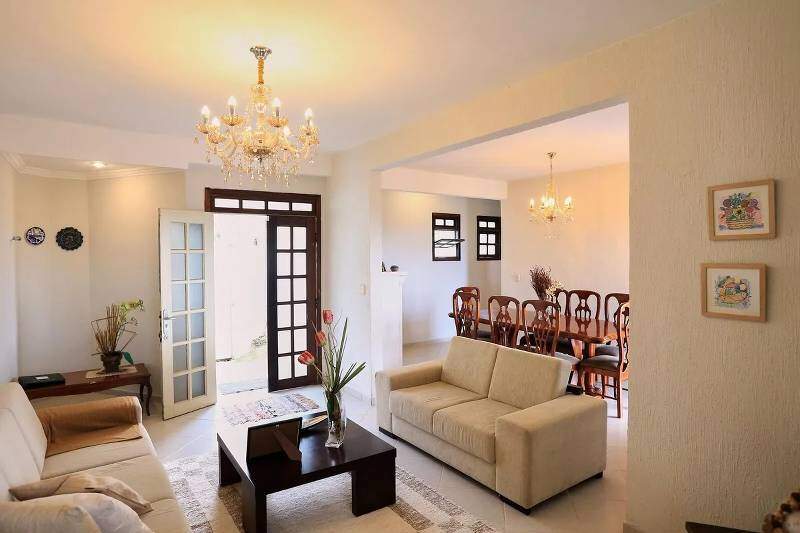 Casa à venda no Mangabeiras: 